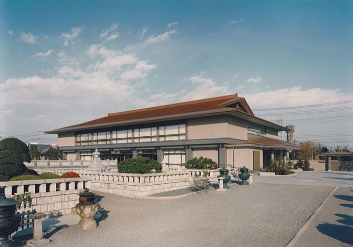 立正佼成会 佼成霊園本堂